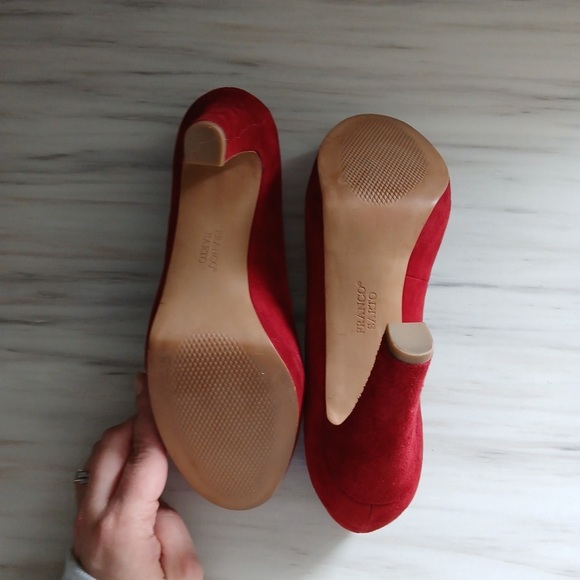 ⭐️ Franco Sarto Classic Burgundy Heels with Platform- size 8 - Picture 5 of 8